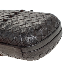 Pre Owned Bottega Veneta Metallic Grey Lizard Knot Clutch 
