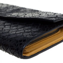Pre Owned Bottega Veneta Black Snakeskin Continental Wallet
