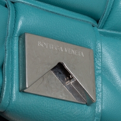 Pre Owned Bottega Veneta Turquoise Padded Leather Cassette Crossbody Bag