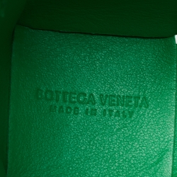 Pre Owned Bottega Veneta Green Intrecciato Leather Mini Cassette Bucket Bag