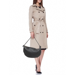 مملوكة مسبقًا Bottega Veneta Black Intrecciato Leather Turn Pouch