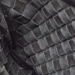 مملوكة مسبقًا Bottega Veneta Black Intrecciato Leather Turn Pouch