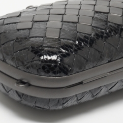 Pre Owned Bottega Veneta Black Intrecciato Watersnake and Leather Knot Chain Clutch