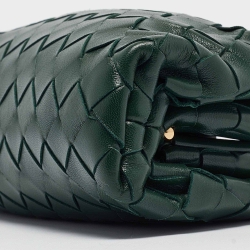 Pre Owned Bottega Veneta Green Intrecciato Leather Mini The Pouch Bag