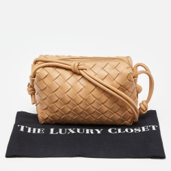 Pre Owned Bottega Veneta Beige Intrecciato Leather Mini Loop Camera Crossbody Bag