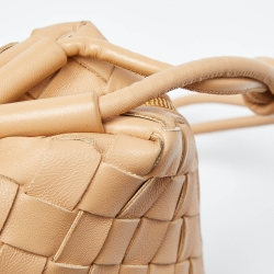 Pre Owned Bottega Veneta Beige Intrecciato Leather Mini Loop Camera Crossbody Bag