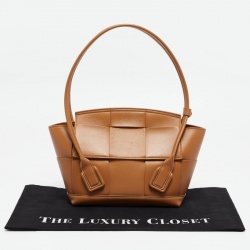 Pre Owned Bottega Veneta Brown Intrecciato Leather Arco Tote
