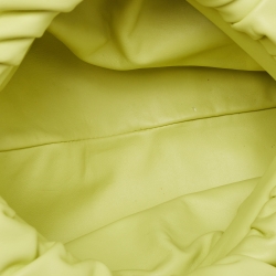 Pre Owned Bottega Veneta Light Green Leather The Chain Pouch Bag