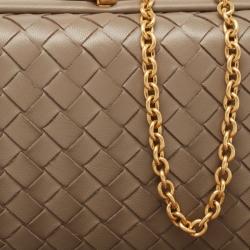 Pre Owned Bottega Veneta Beige Intrecciato Leather Knot Chain Clutch