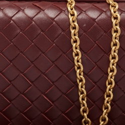 Pre Owned Bottega Veneta Red Intrecciato Leather Knot Chain Clutch