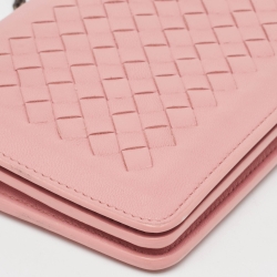 Pre Owned Bottega Veneta Light Pink Intrecciato Leather Flap Chain Clutch
