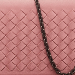 Pre Owned Bottega Veneta Light Pink Intrecciato Leather Flap Chain Clutch