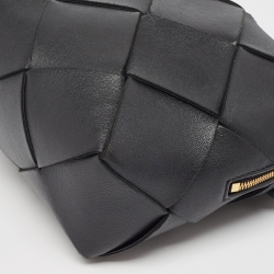 Pre Owned Bottega Veneta Black Intreciatto Leather Mini Cassette Camera Bag