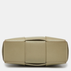 مملوكة مسبقًا Bottega Veneta Avocado Green Intrecciato Leather Arco Tote