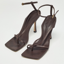 مملوكة مسبقًا Bottega Veneta Brown Leather Ankle Wrap Sandals Size 38