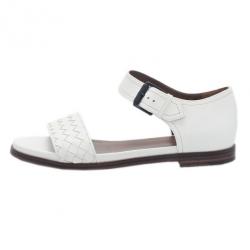 Pre Owned Bottega Veneta White Intrecciato Leather Flat Sandals Size 39