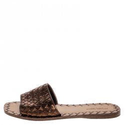 Pre Owned Bottega Veneta Metallic Bronze Intrecciato Leather Flat Slides Size 37