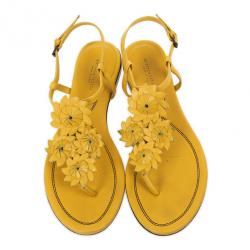 Pre Owned Bottega Veneta Yellow Leather Flower Cutout Sunset Flat Sandals Size 38.5