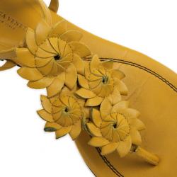 Pre Owned Bottega Veneta Yellow Leather Flower Cutout Sunset Flat Sandals Size 38.5