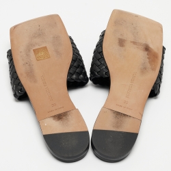 Pre Owned Bottega Veneta Black Intrecciato Leather Flat Slides Size 39
