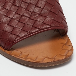 Pre Owned Bottega Veneta Burgundy Intrecciato Leather Slides Size 38
