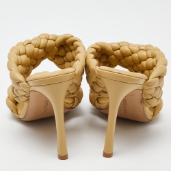 Pre Owned Bottega Veneta Yellow Intrecciato Leather BV Curve Mules Size 40