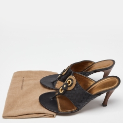 Pre Owned Bottega Veneta Black Woven Leather Embellished Thong Slide Sandals Size 39.5