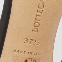 Pre Owned صندل بوتيغا فينيتا جلد أسود مبطن محشو مقاس 39.5