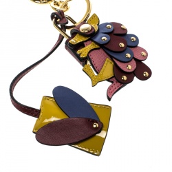 Pre Owned دلاية ميدالية مفاتيح وقفل بربري وحش جلد متعدد الألوان