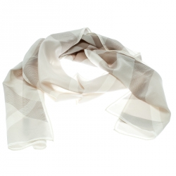 Pre Owned وشاح بربري حرير كروهات ستون جاينت فاتح