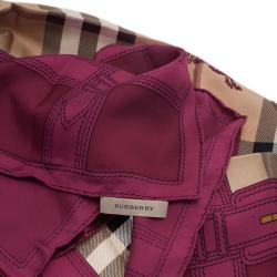 مملوكة مسبقًا Burberry Magenta Novacheck Silk Square Scarf
