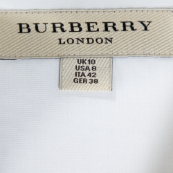 Pre Owned قميص بربري بأكمام طويلة قطن مرن أبيض مقاس وسط (ميديوم)