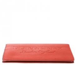 مملوكة مسبقًا Burberry Orange Leather Hastings Bifold Wallet