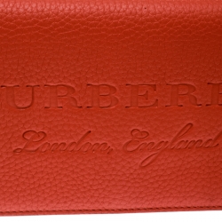 مملوكة مسبقًا Burberry Orange Leather Hastings Bifold Wallet