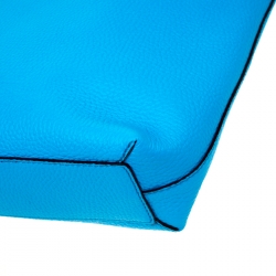 Pre Owned Burberry Neon Blue Leather Remington Shopper Tote