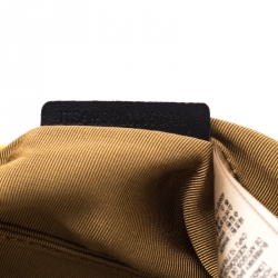 مملوكة مسبقًا حقيبة كلاتش بربري دبوس مزخرفة كريستال قطيفة مسطردة