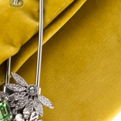 مملوكة مسبقًا حقيبة كلاتش بربري دبوس مزخرفة كريستال قطيفة مسطرد ة