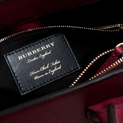 Pre Owned حقيبة بربري بانير قماش كاروهات هاوس وجلد حمراء متوسطة