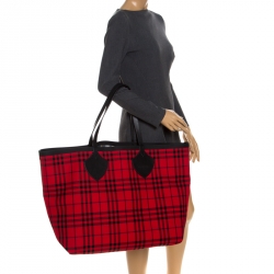 Pre Owned Burberry Red/Multicolor Fabric Reversible XL Tote
