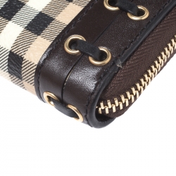 مملوكة مسبقًا Burberry Beige/Brown Haymarket Check Canvas and Leather Corset Zip Around wallet