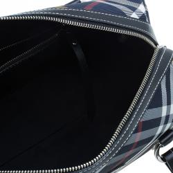 مملوكة مسبقًا حقيبة بوسطن بربري نوفا شيك بادج أزرق كحلي