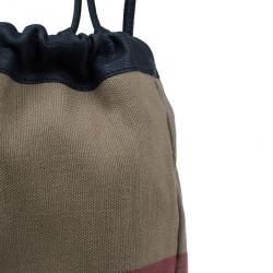 مملوكة مسبقًا Burberry House Check Canvas Little Drawstring Duffel Bag