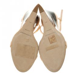 مملوكة مسبقًا Burberry Prorsum Blush Pink Suede Leyburn Lucite Wedge Sandals Size 39.5