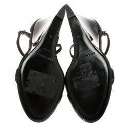 مملوكة مسبقًا صندل بربري برورسوم ليبيرن لوسيت بنعل روكي سويدي بنفسجي مقاس 37.5