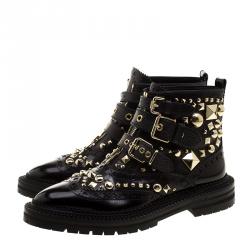 مملوكة مسبقًا Burberry Black Studded Leather Everdon Ankle Boots Size 40