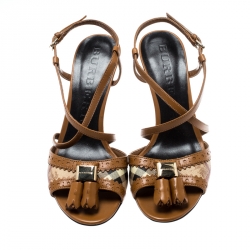 Pre Owned صندل بربري سيور متعاكسة تفاصيل شراشيب  جلد وكانفاس كاروهات هايماركت بني/ بيج مقاس 36