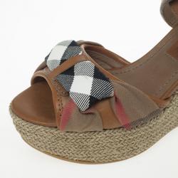 Burberry Washed Housecheck Donegall Wedge Sandals Size 37