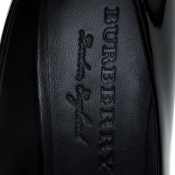 Pre Owned Burberry Black Patent Leather Finsbury Bow Pointed Toe Pumps Size 38.5