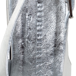 مملوكة مسبقًا Burberry Silver Leather Cheltown Slingback Flat Sandals Size 40