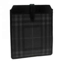 Pre Owned Burberry Black Beat Check Vinyl and Leather Ipad Pouch